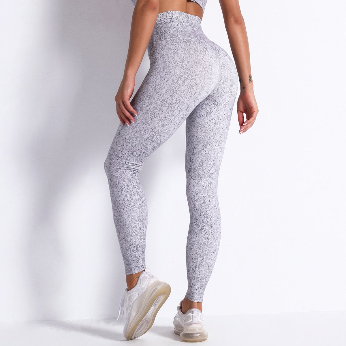 Breathable Moisture-Wicking Yoga Pants for Women