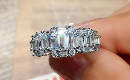 Fashion Square Diamond Zircon Copper Ring for Women