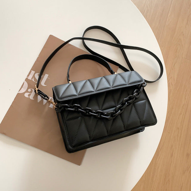 Trendy Plaid Women's Shoulder Bag with Chain Crossbody